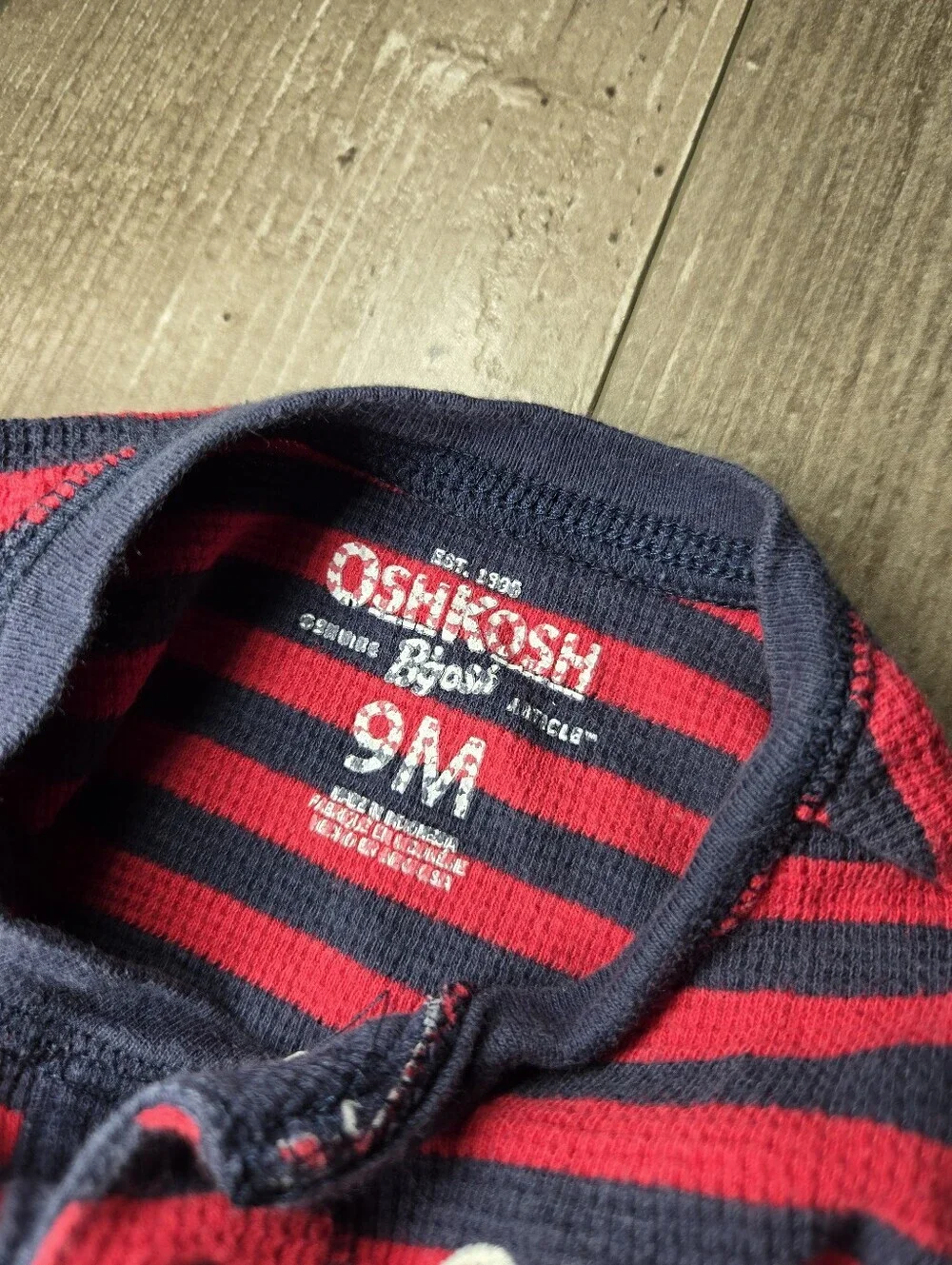 OshKosh B'gosh Baby Boy Striped Red & Navy One-Piece Thermal Bodysuit Size 9M